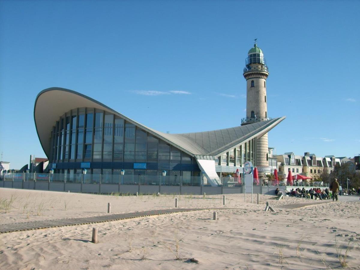 Haus Seazeit, Meerliebe Rostock Exterior photo